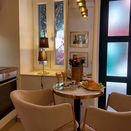 Old Town Oasis Split