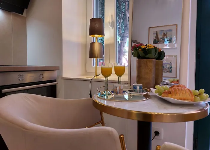 Old Town Oasis דירה *